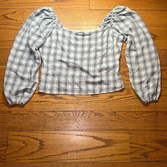 Abercrombie and Fitch Gray and White Plaid Cottage-Core Button Up Blouse A32 - Picture 1 of 3